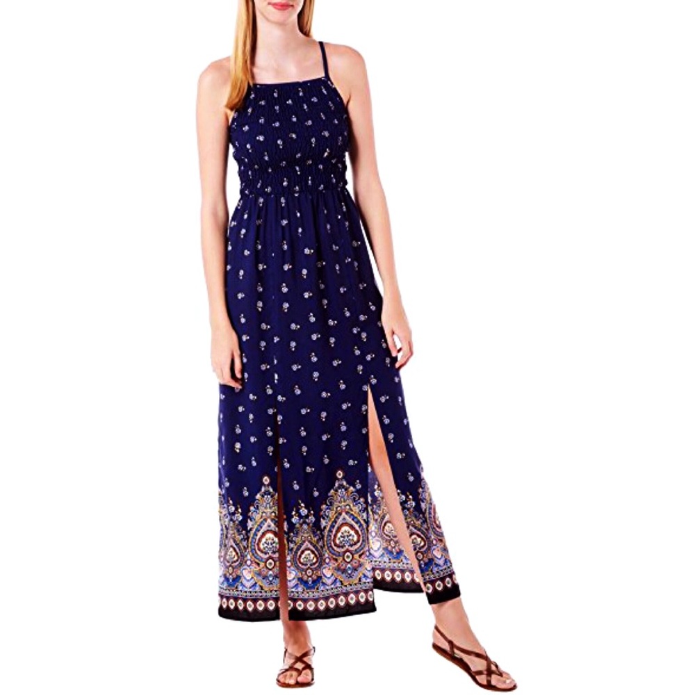 NWOT Medallion Print Maxi Dress
